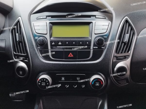 Hyundai Tucson ix - Image 11