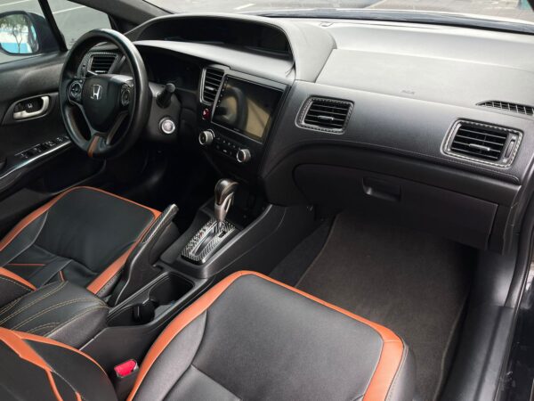 Honda Civic - Image 7