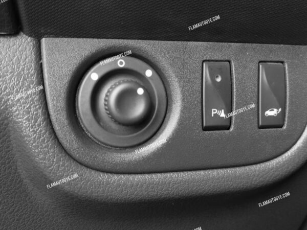 Renault Stepway - Image 17