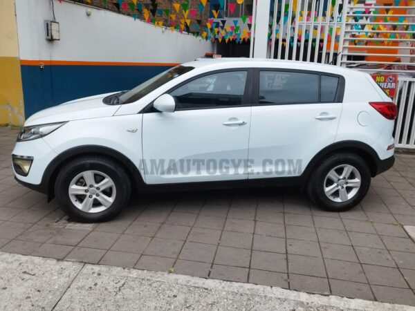 KIA SPORTAGE R - Image 4