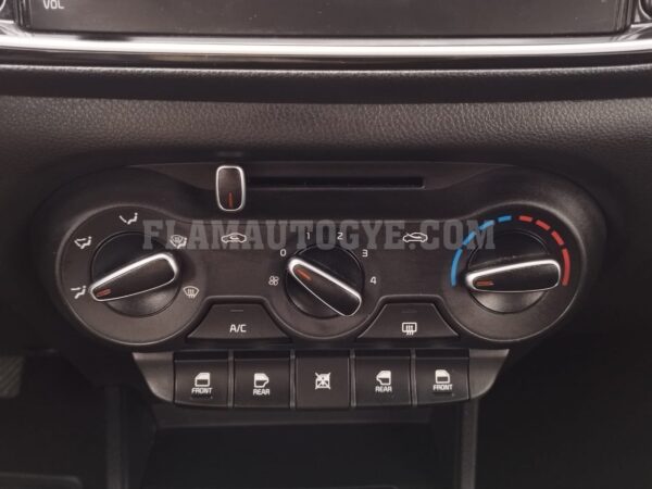 KIA SOLUTO 2025 - Image 6