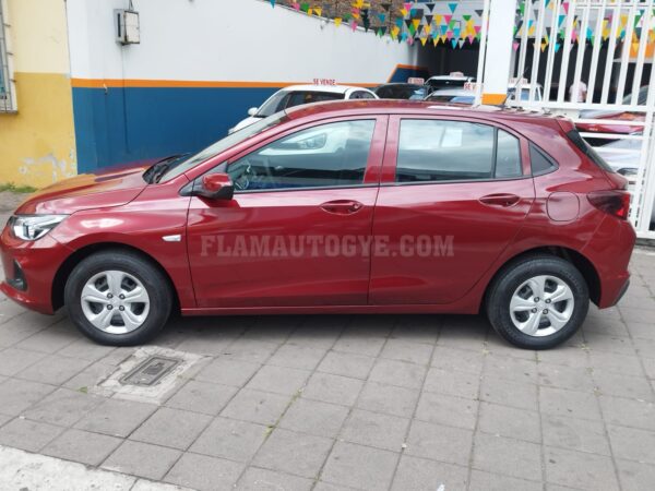 CHEVROLET ONIX - Imagen 6