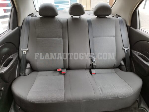 Chevrolet Aveo - Imagen 6