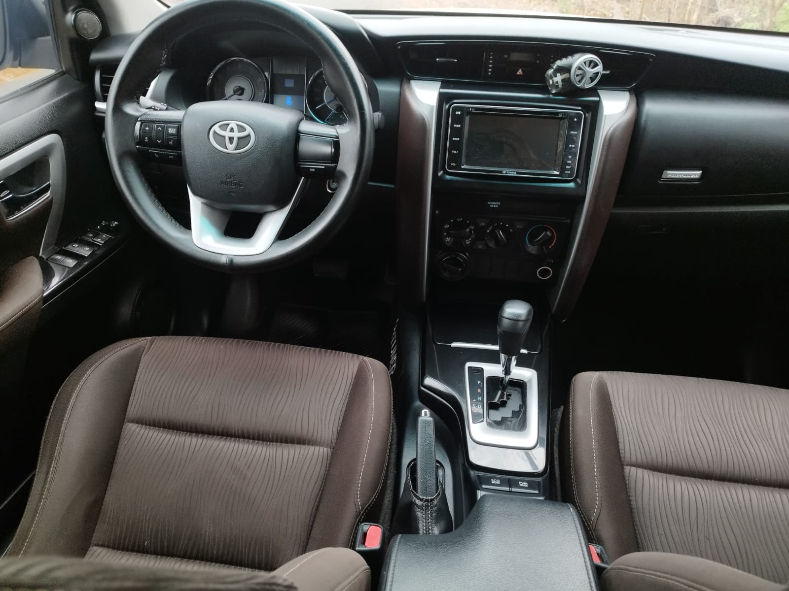 Toyota Fortuner 4x4 - Imagen 8