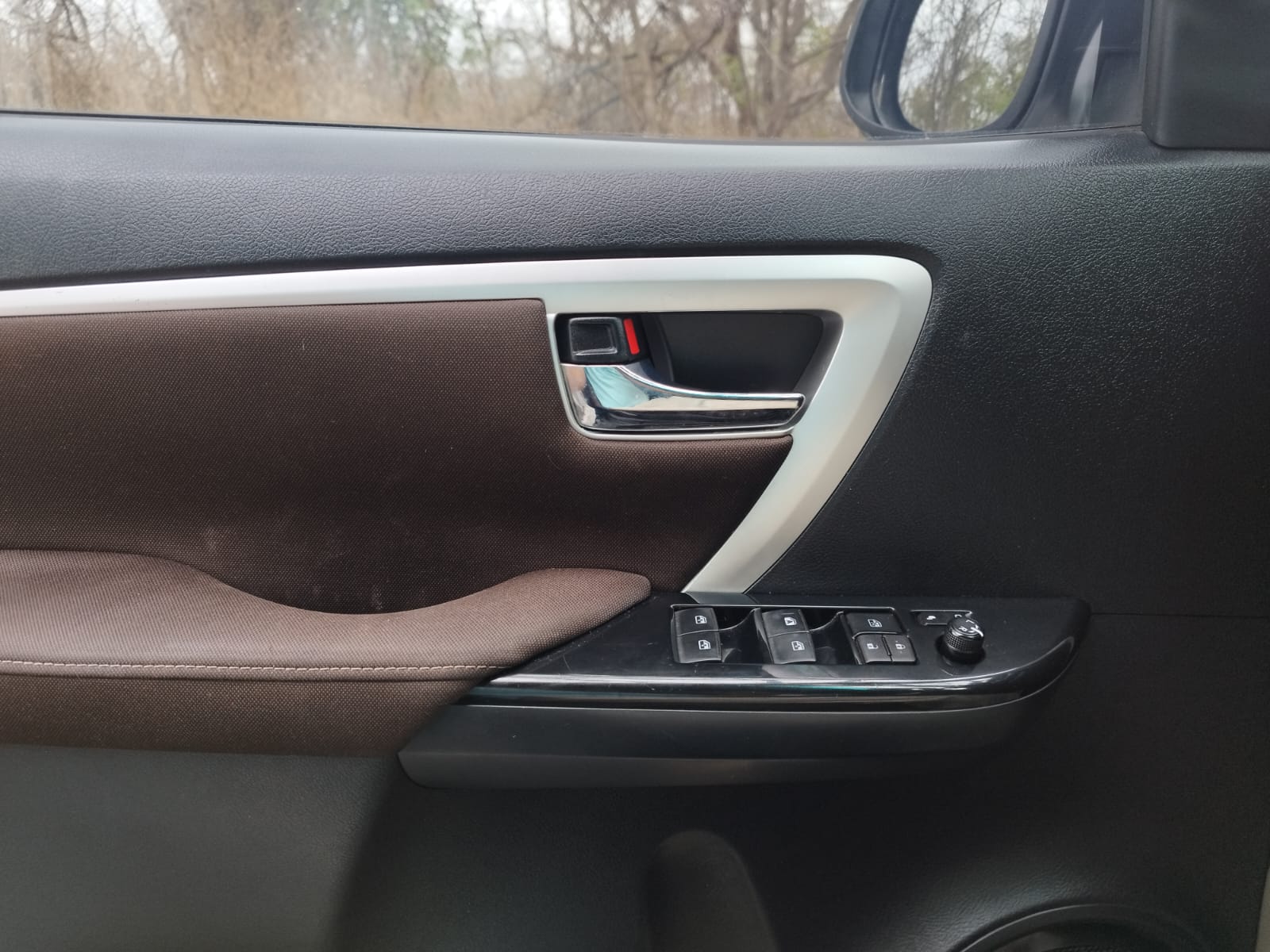 Toyota Fortuner 4x4 - Imagen 9