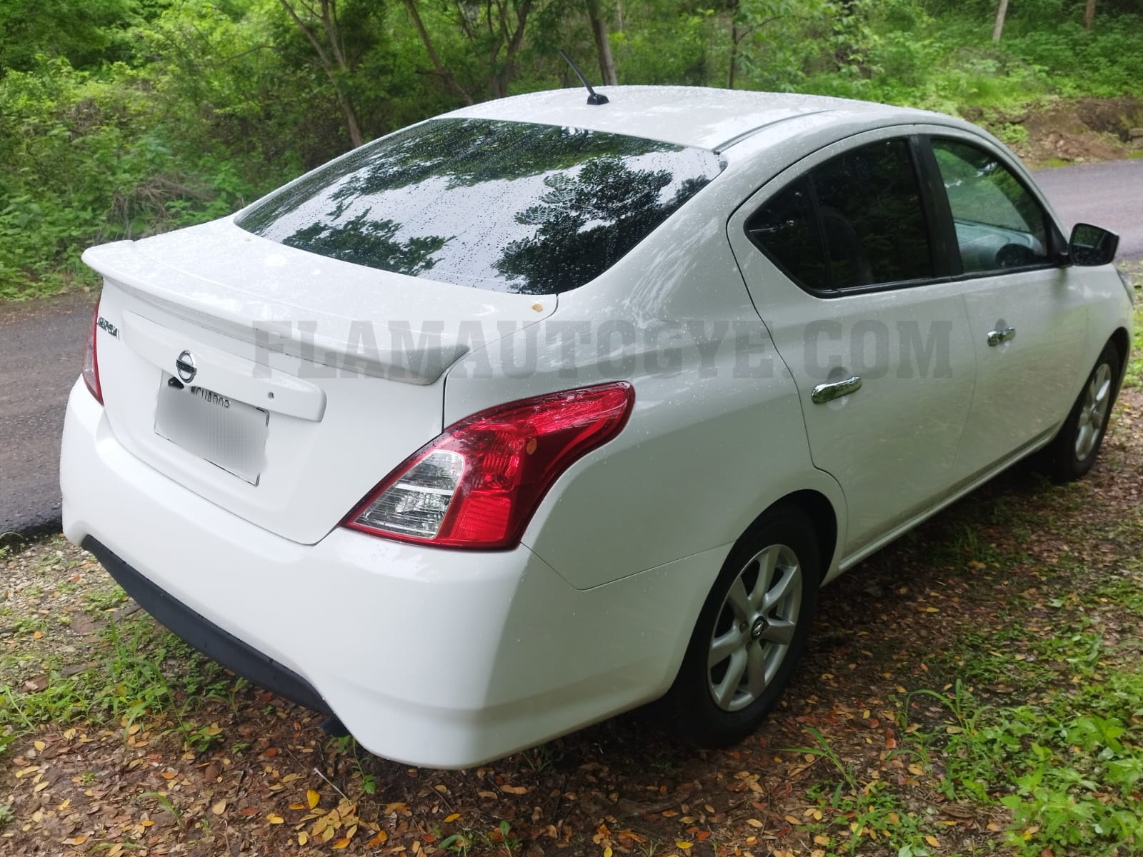 Nissan Versa - Imagen 2
