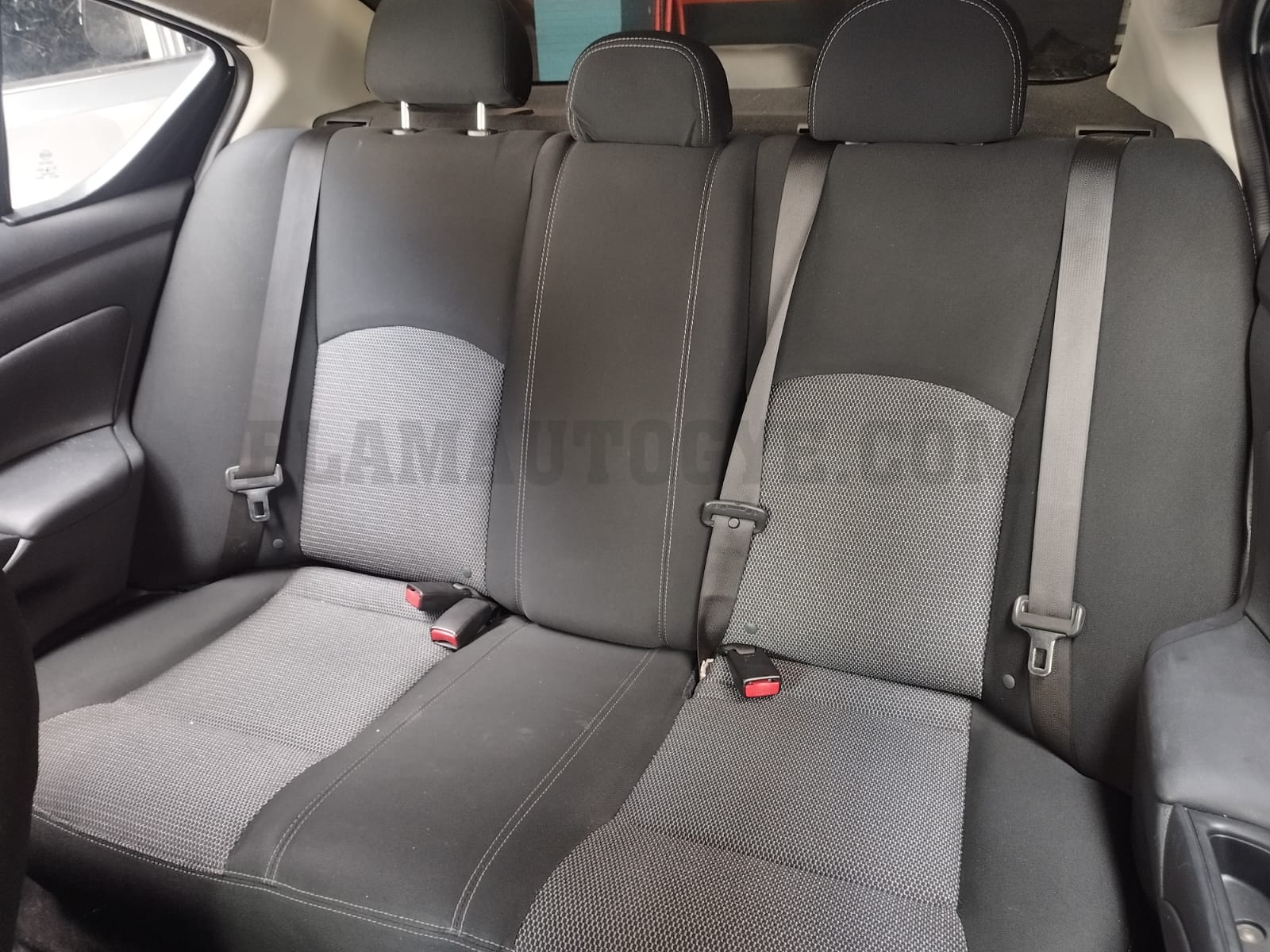 Nissan Versa - Imagen 11