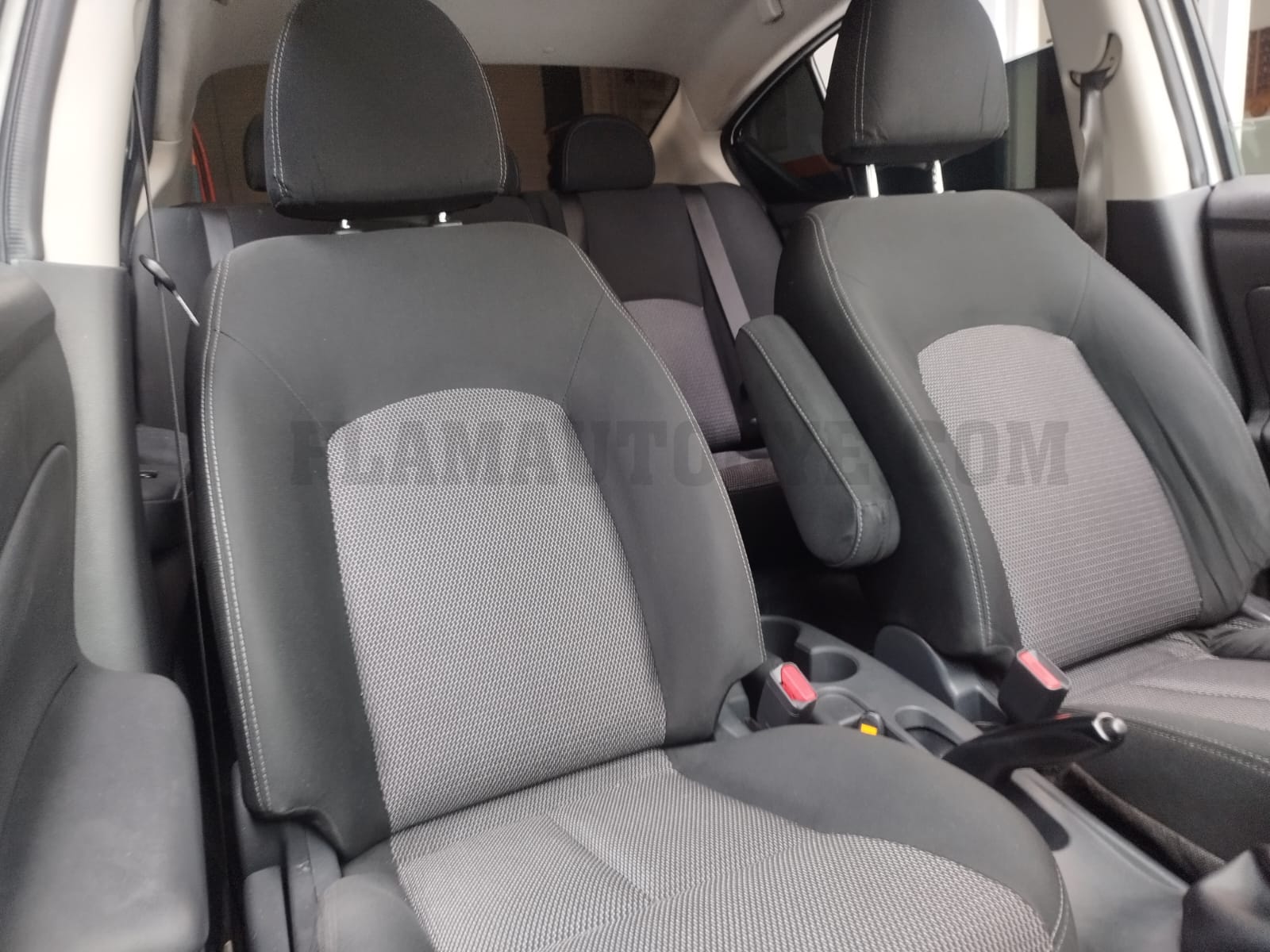 Nissan Versa - Imagen 17