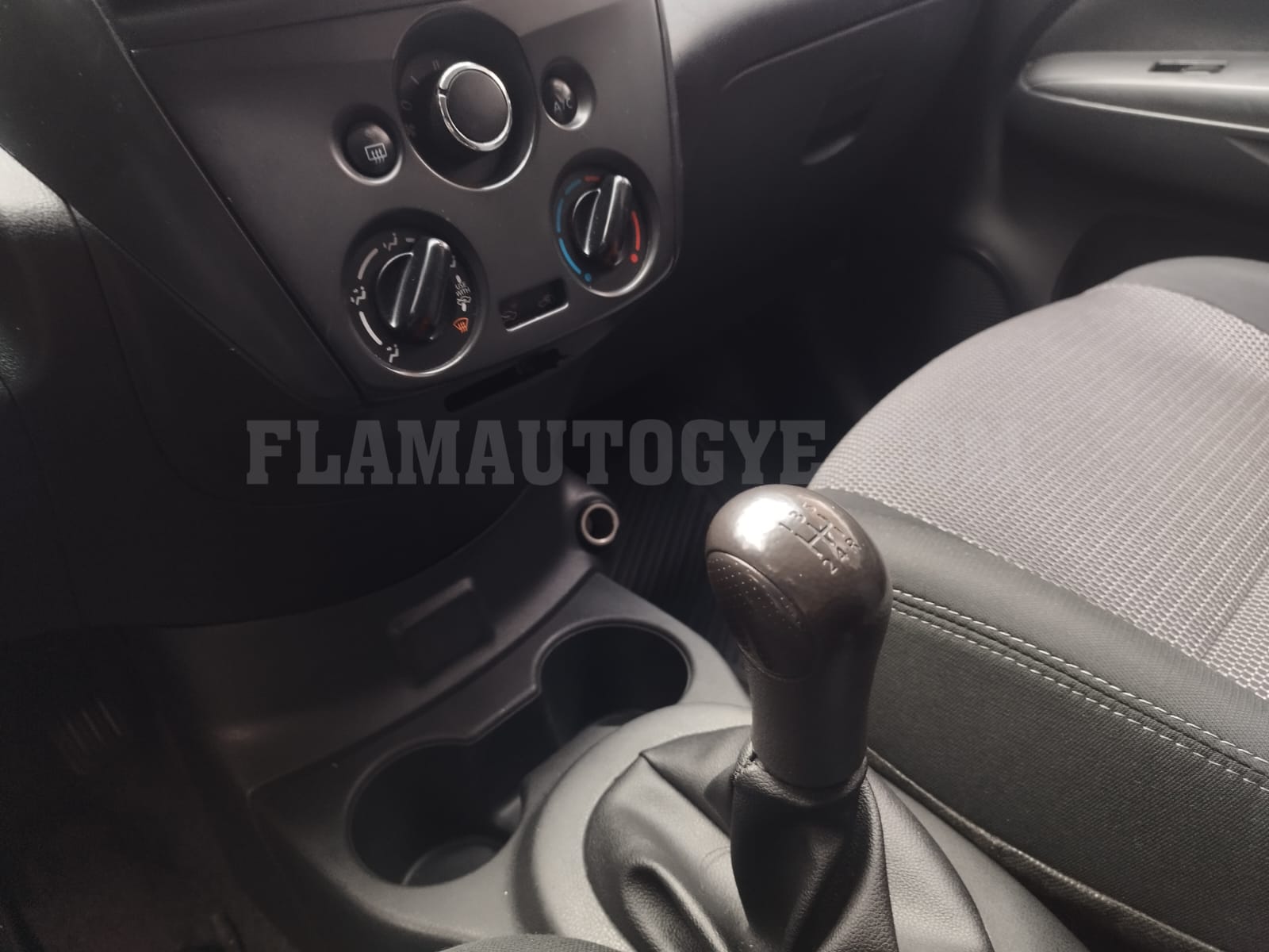 Nissan Versa - Imagen 20