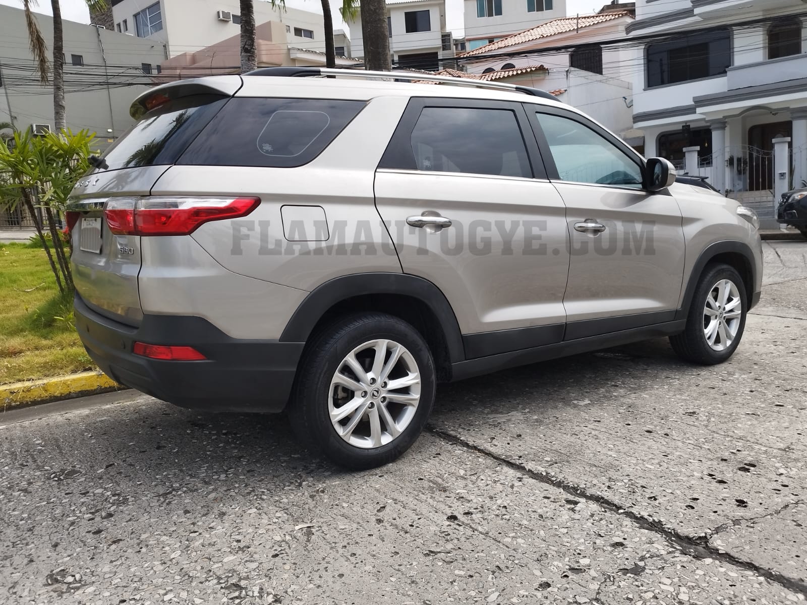 Dongfeng Glory 560 - Imagen 4