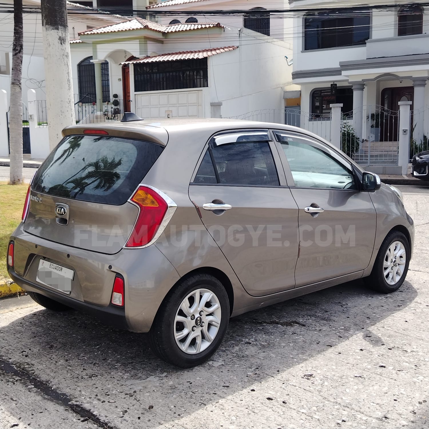 KIA PICANTO - Imagen 2