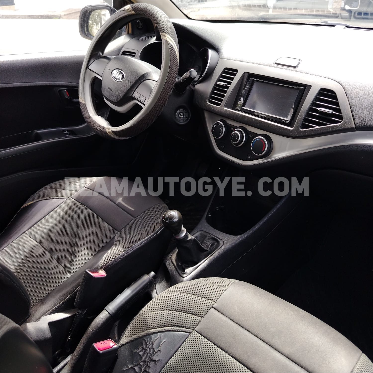 KIA PICANTO - Imagen 6