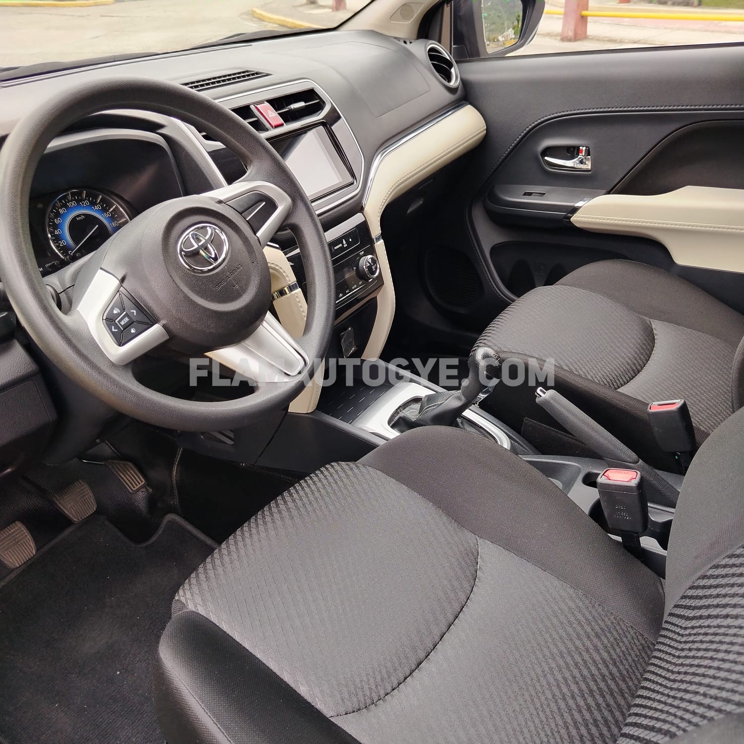 TOYOTA RUSH - Imagen 12