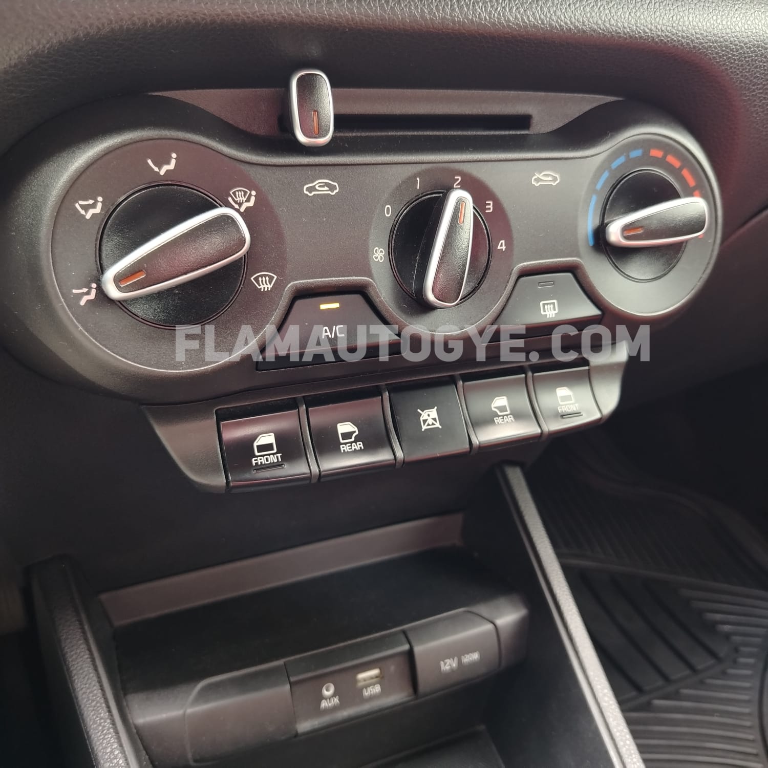 KIA SOLUTO 2024 - Imagen 9
